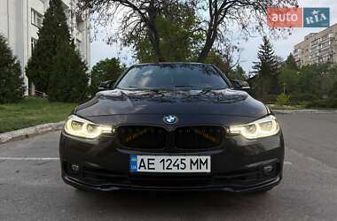 Седан BMW 3 Series 2017 в 