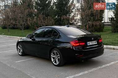 Седан BMW 3 Series 2017 в 