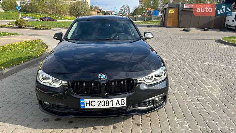 Седан BMW 3 Series 2018 в Львові