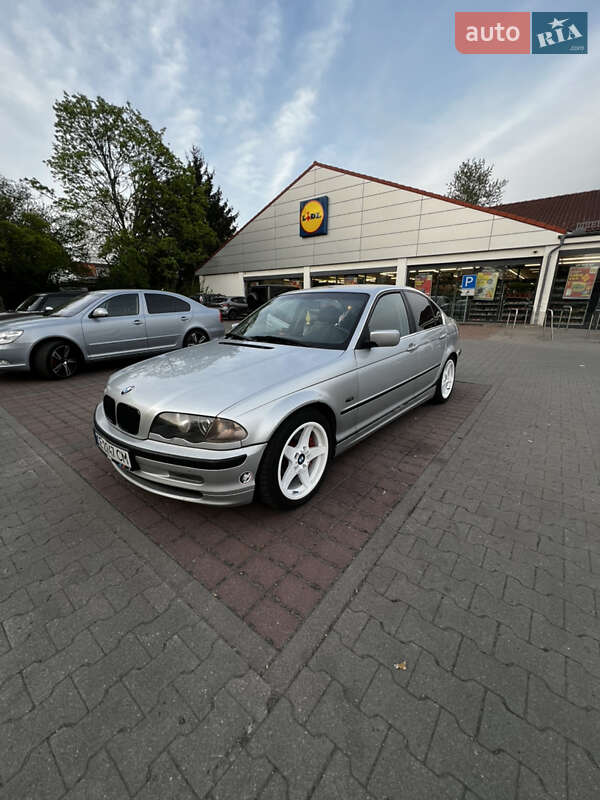 Седан BMW 3 Series 2001 в 