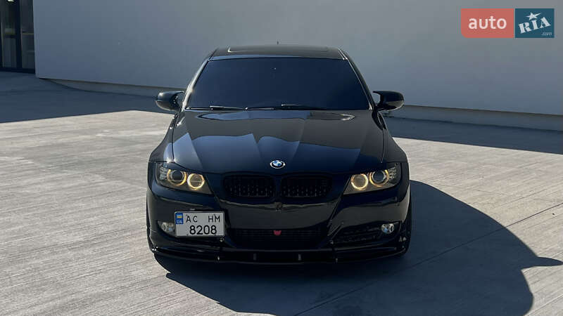 BMW 3 Series 2010