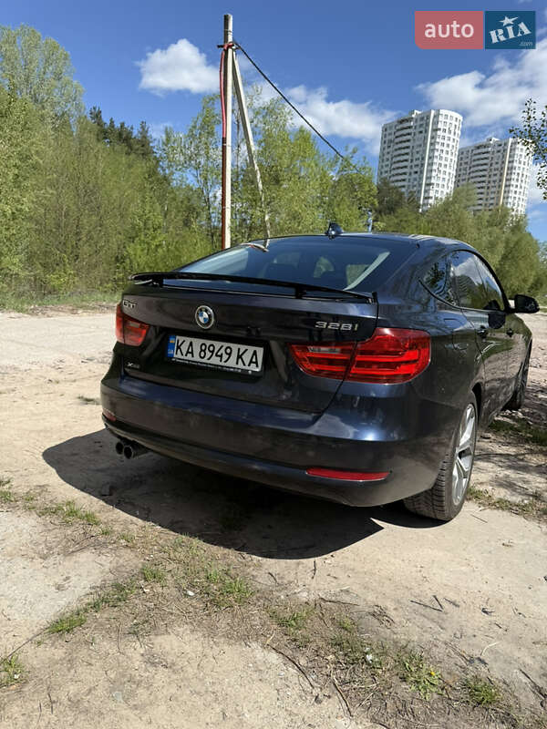 Седан BMW 3 Series 2013 в Києві