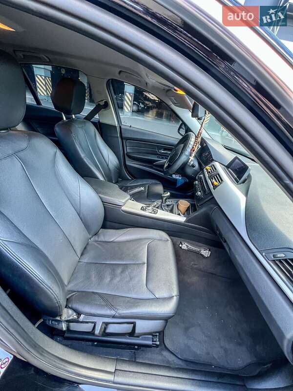 Седан BMW 3 Series 2012 в Києві