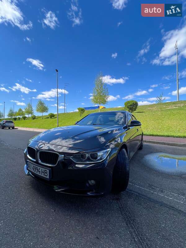 Седан BMW 3 Series 2012 в Києві