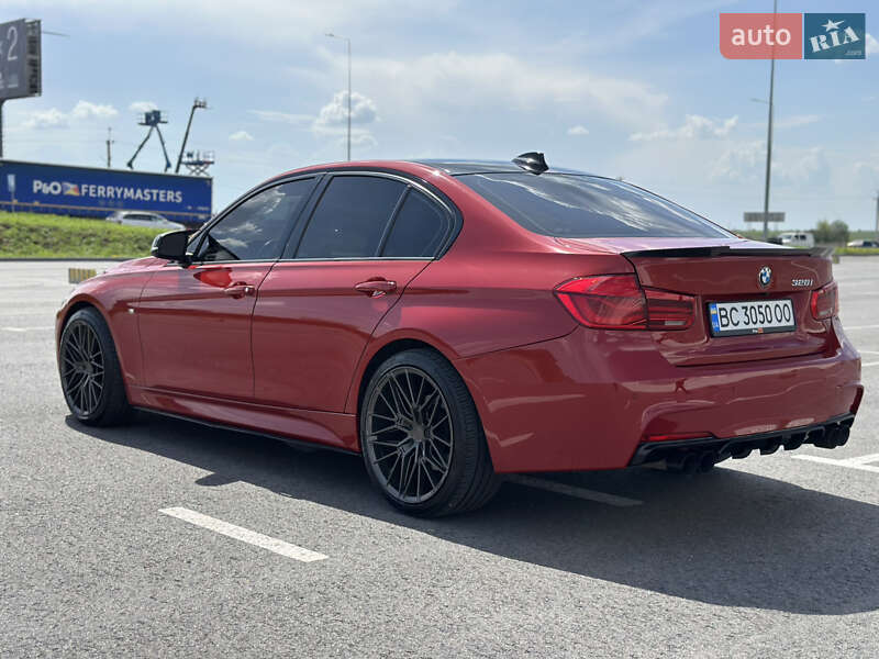 Седан BMW 3 Series 2015 в Львові