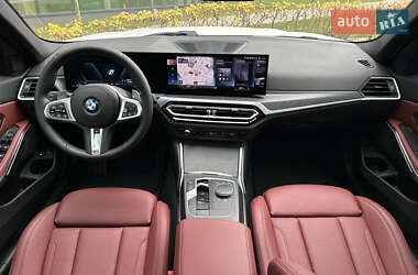 Седан BMW 3 Series 2022 в 