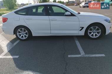 Седан BMW 3 Series 2016 в Києві