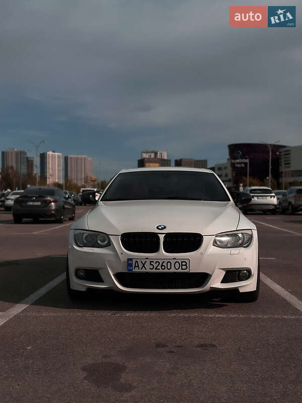 BMW 3 Series 2010