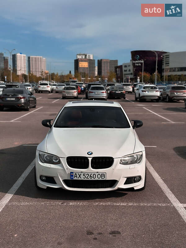 Купе BMW 3 Series 2010 в Киеве фото 9 Купе BMW 3 Series 2010 в Киеве