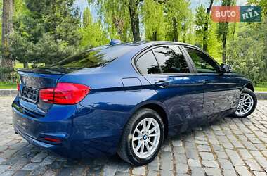 Седан BMW 3 Series 2017 в 
