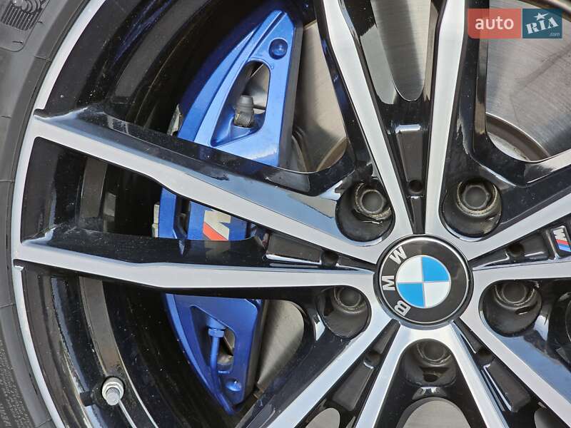 Седан BMW 3 Series 2022 в Киеве