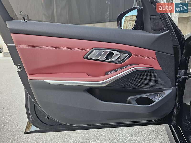 Седан BMW 3 Series 2022 в Киеве