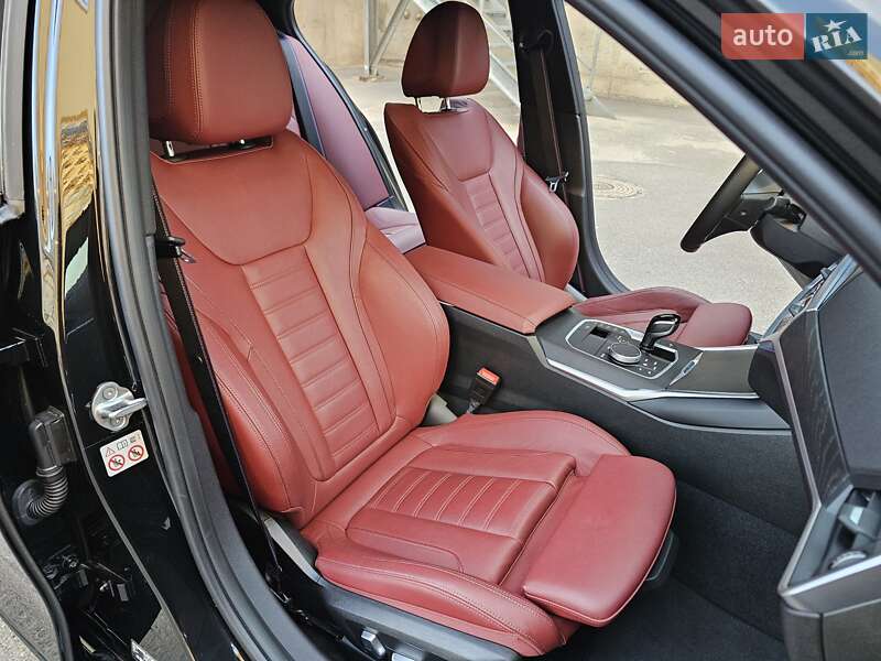 Седан BMW 3 Series 2022 в Киеве