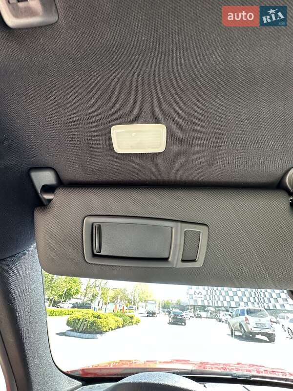 Седан BMW 3 Series 2015 в Одесі