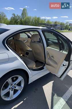 Седан BMW 3 Series 2012 в 