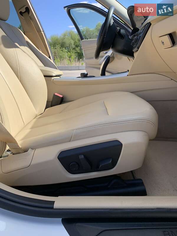 Седан BMW 3 Series 2012 в Києві