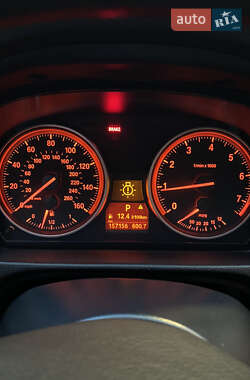 Седан BMW 3 Series 2011 в 
