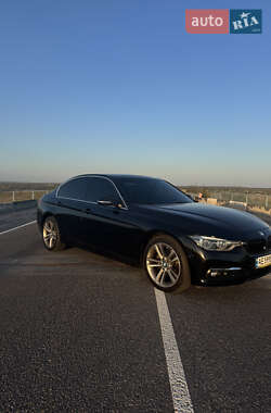 Седан BMW 3 Series 2015 в 