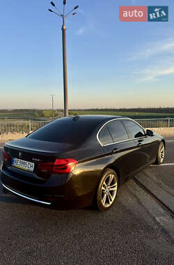 Седан BMW 3 Series 2015 в 