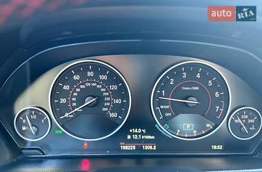 Седан BMW 3 Series 2016 в 