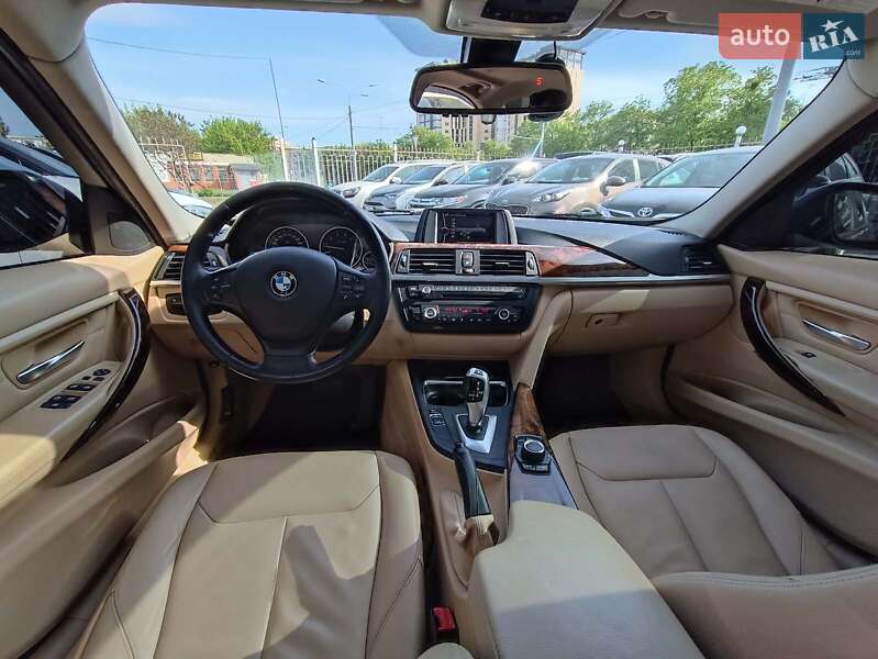 Седан BMW 3 Series 2013 в Харькове