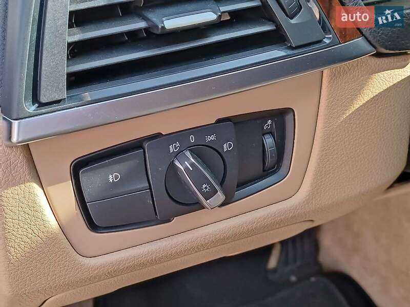 Седан BMW 3 Series 2013 в Харькове