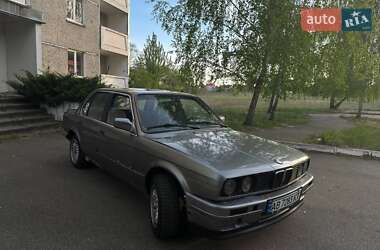Седан BMW 3 Series 1984 в 