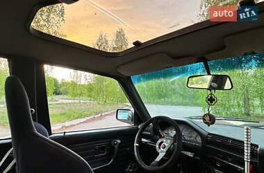Седан BMW 3 Series 1984 в 