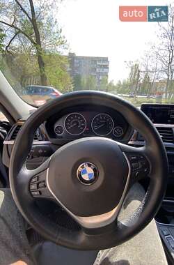 Седан BMW 3 Series 2015 в 