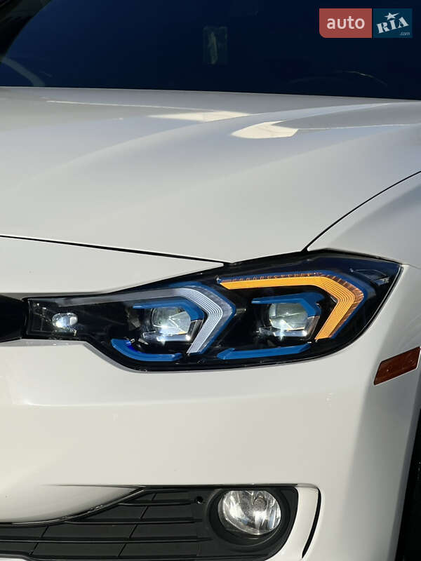 Седан BMW 3 Series 2014 в Одессе