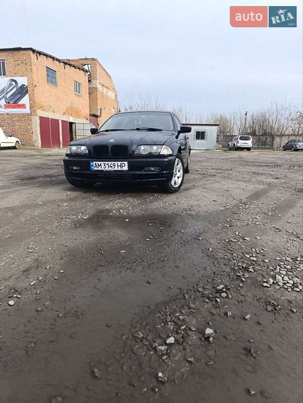 BMW 3 Series 2000