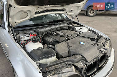 Седан BMW 3 Series 2001 в 