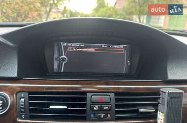 Седан BMW 3 Series 2010 в 