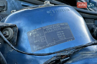 Седан BMW 3 Series 2001 в 