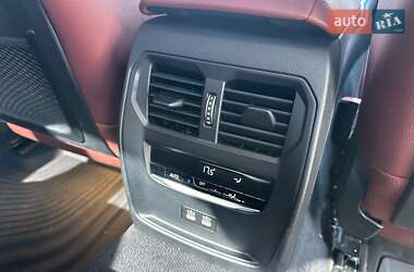 Седан BMW 3 Series 2023 в 
