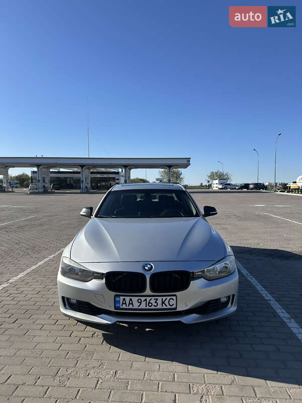 BMW 3 Series 2012