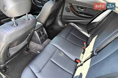 Седан BMW 3 Series 2015 в 