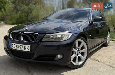 Седан BMW 3 Series 2009 в Виннице