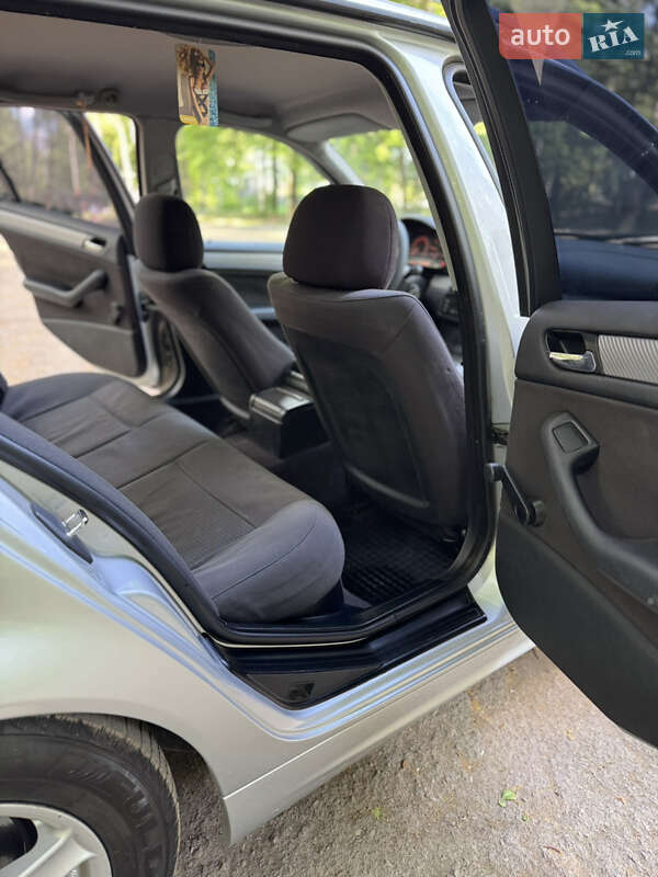 Универсал BMW 3 Series 2003 в Тернополе