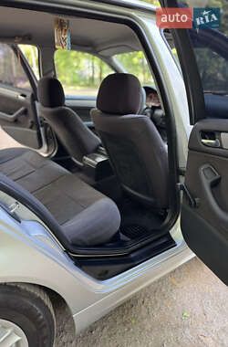 Универсал BMW 3 Series 2003 в 