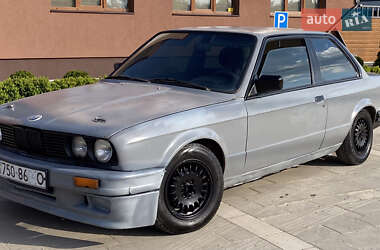 Купе BMW 3 Series 1985 в Івано-Франківську