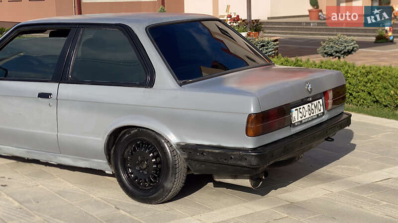 Купе BMW 3 Series 1985 в Ивано-Франковске фото 12 Купе BMW 3 Series 1985 в Ивано-Франковске