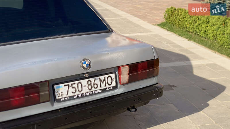 Купе BMW 3 Series 1985 в Ивано-Франковске фото 11 Купе BMW 3 Series 1985 в Ивано-Франковске