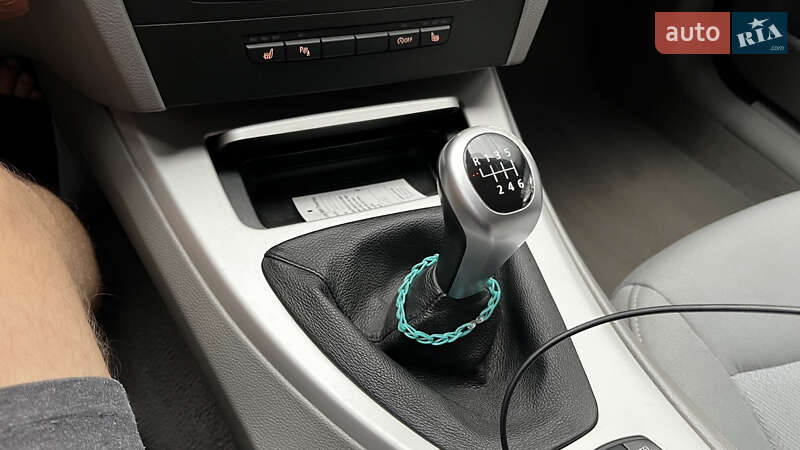 Универсал BMW 3 Series 2008 в Львове фото 41 Универсал BMW 3 Series 2008 в Львове