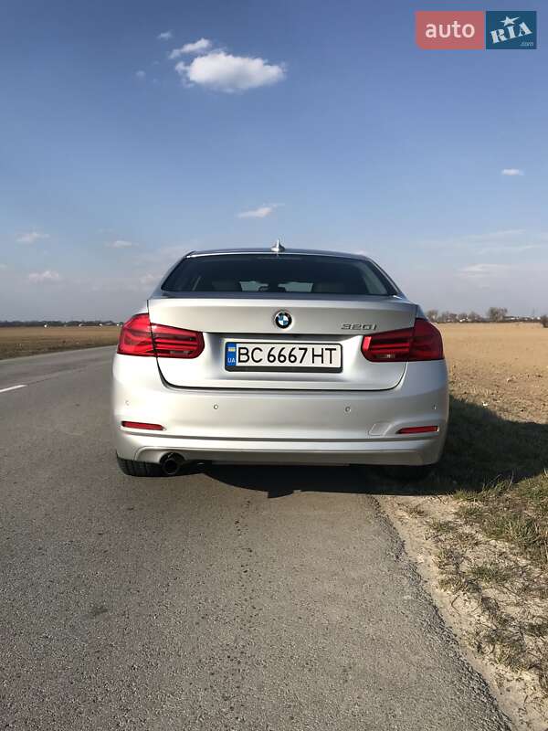 Седан BMW 3 Series 2016 в Буске