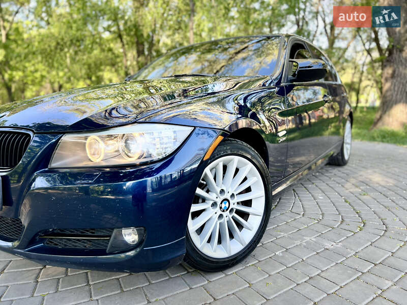 Седан BMW 3 Series 2010 в Одесі
