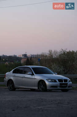 Седан BMW 3 Series 2006 в 