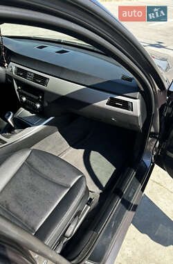 Седан BMW 3 Series 2008 в 