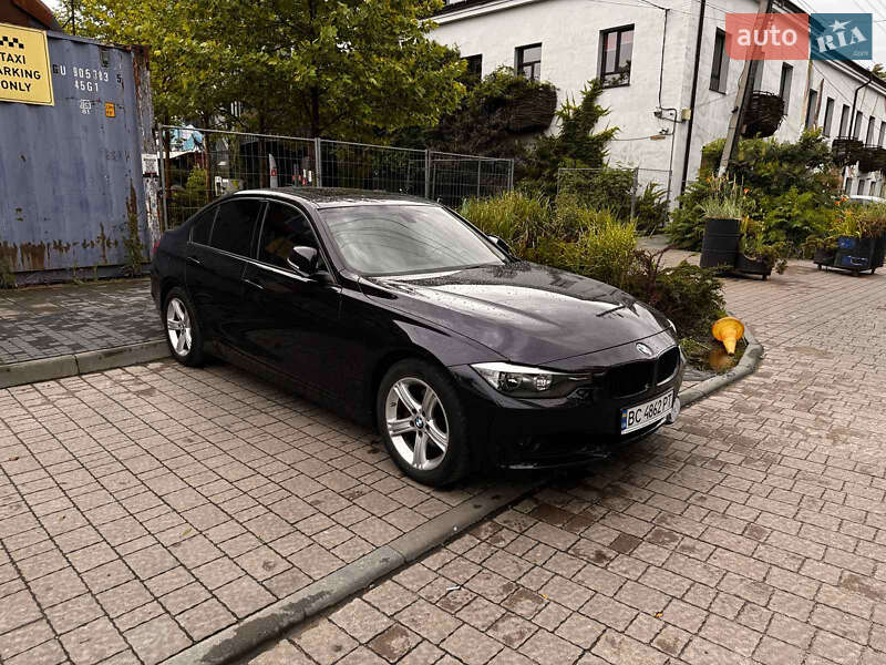 Седан BMW 3 Series 2014 в 