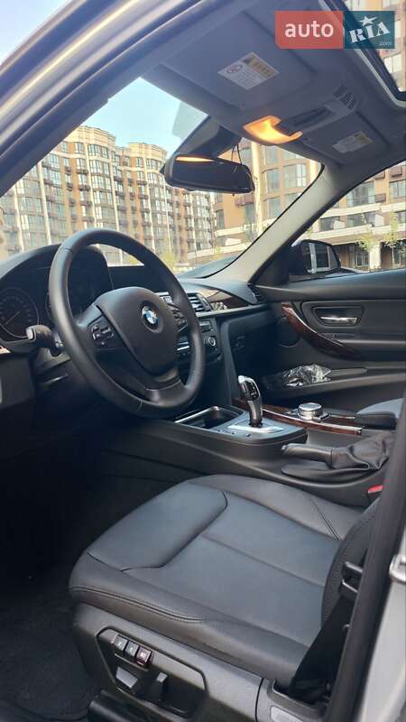 Седан BMW 3 Series 2014 в Киеве